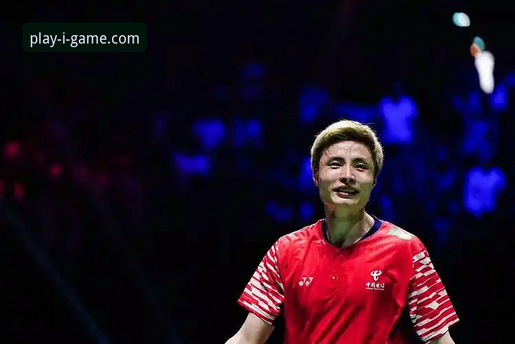 石宇奇亚锦赛夺冠最新动态，爱游戏平台见证国羽男单八年破冰